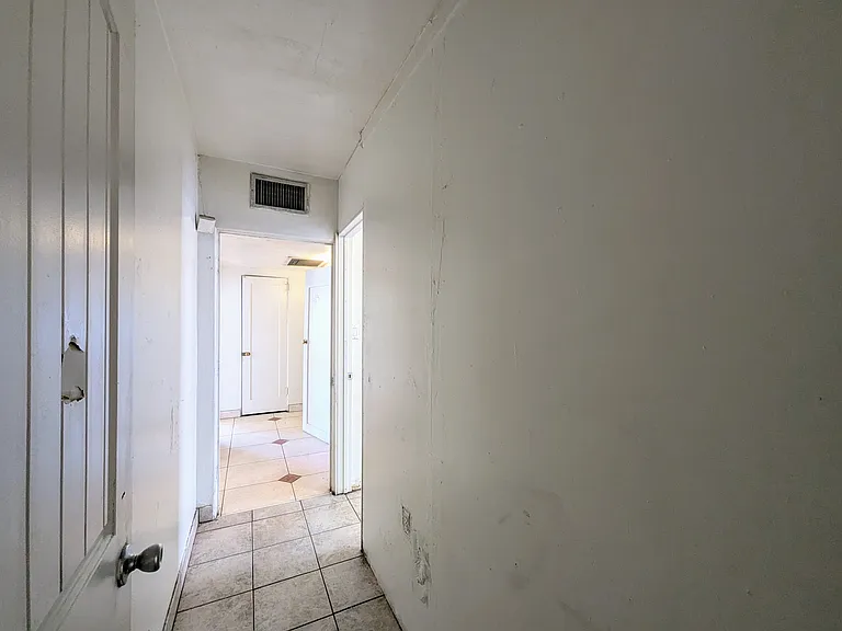 1314 W Whitton Ave #1 — Photo 23