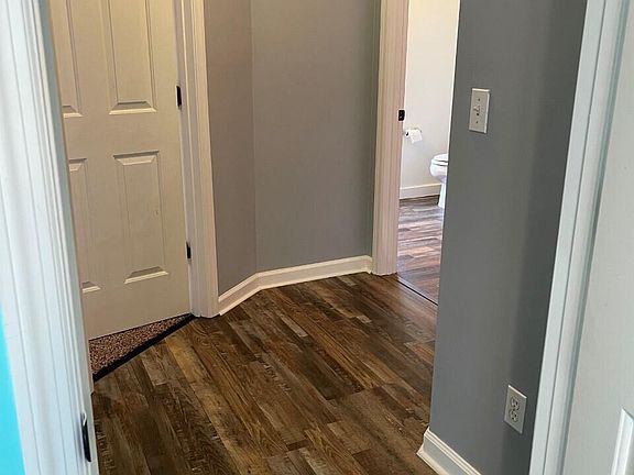 2nd image of 6138 Chandler Hill Rd