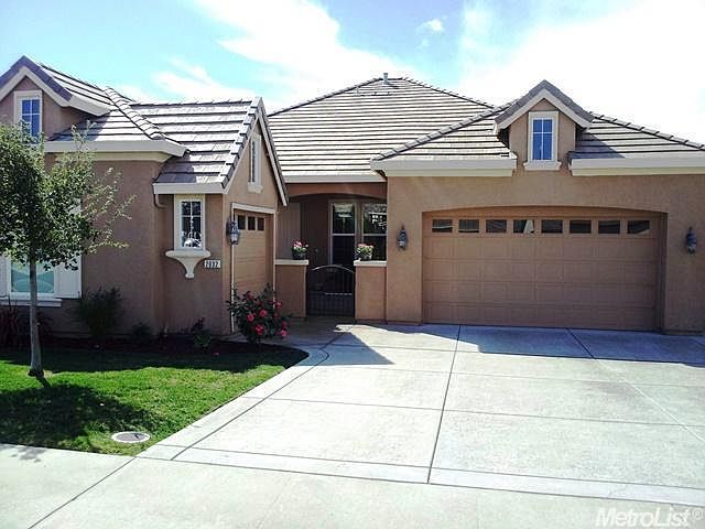 1st image of 2032 Petruchio Way