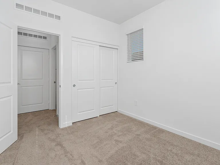 2638 E Lincoln Paseo #2638 — Photo 18
