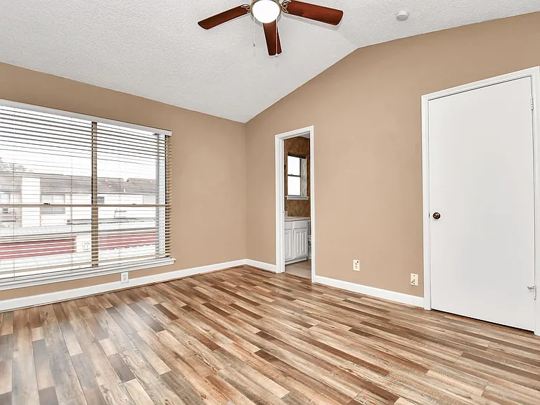 12400 Brookglade Cir #47 — Photo 19