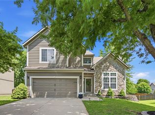 16392 W 156th Ter, Olathe, KS 66062