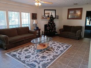 438 Dickson Rd, East Arcadia, NC 28456