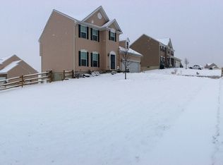 138 Cedarlyn Dr, York, PA 17408