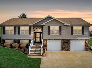 505 Birdie Ct, Maidsville, WV 26541