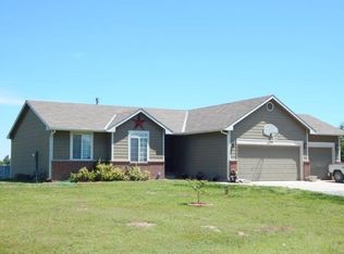 700 E Chukker Ln, Haysville, KS 67060