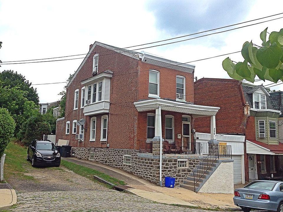 1st image of 290 Hermitage St