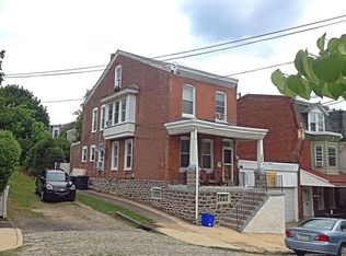 290 Hermitage St, Philadelphia, PA 19127