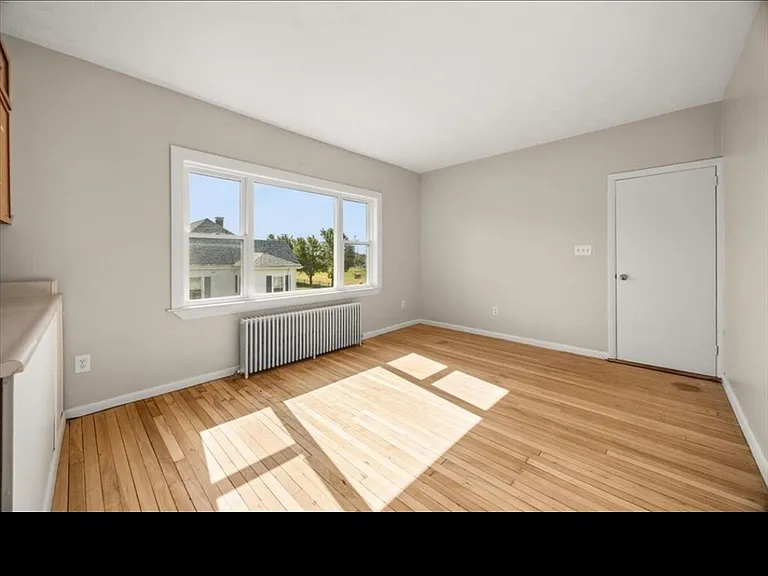 123 Brooklawn St — Photo 5