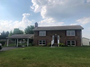 103 Omni Ct, Stephens City, VA 22655