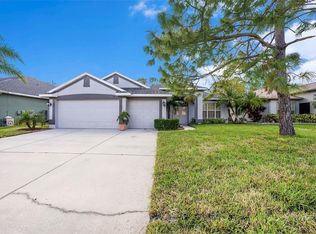 2515 Wood Pointe Dr, Holiday, FL 34691