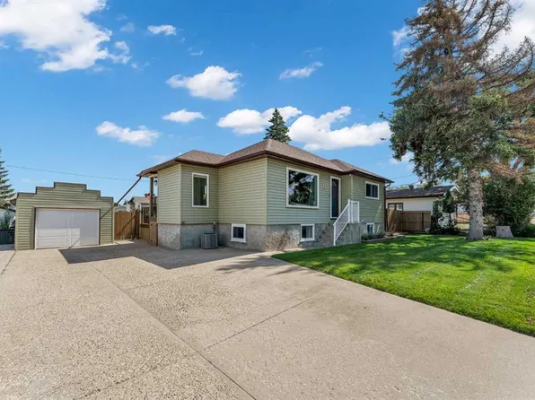 6 W 5th St NE, Redcliff, AB T0J 2P0