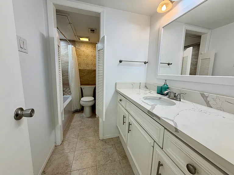 5148 Amesbury Dr #118 — Photo 8