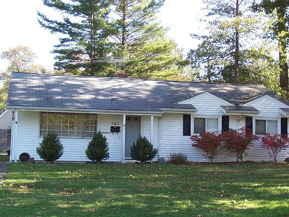 3rd image of 181 Moorewood Ave