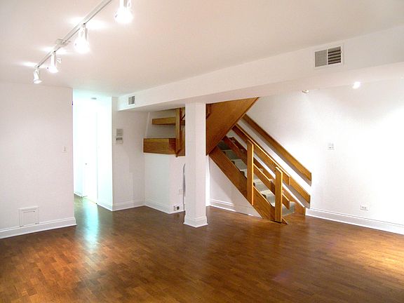 2nd image of 1633 N North Park Ave