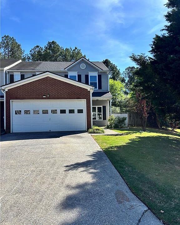 1st image of 48 Hampton Dr