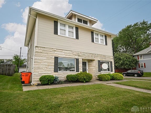 2nd image of 2201 Woodside Ave