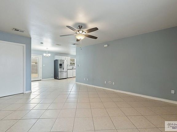2nd image of 3620 Oviedo