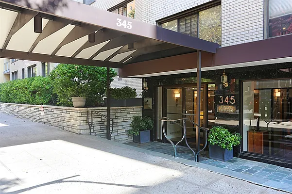 Sold by Corcoran | media 15