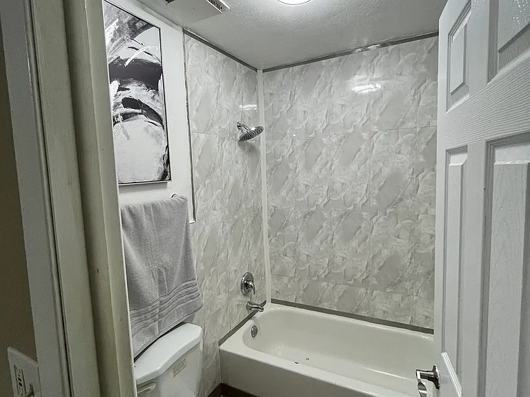 56 Timberlane Rd — Photo 11