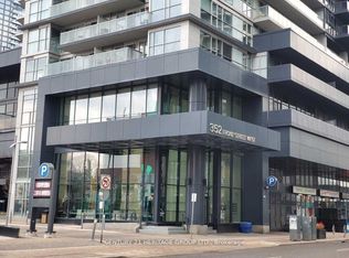 352 Front St W #2314-C01, Toronto, ON M5V 0K3