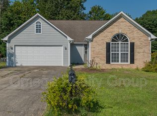 400 Cedar Grove Ln, Maylene, AL 35114
