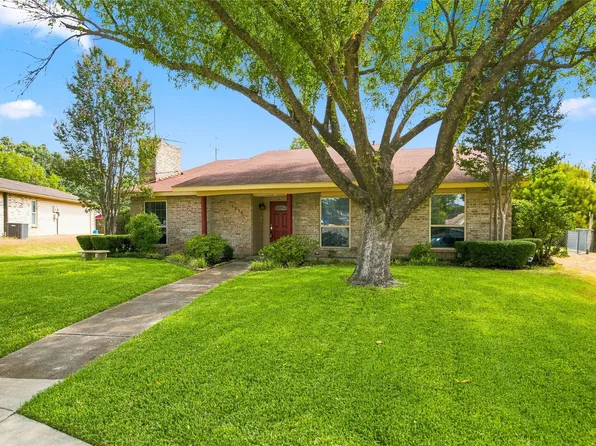 1519 Cardinal Cir, Lewisville, TX 75067