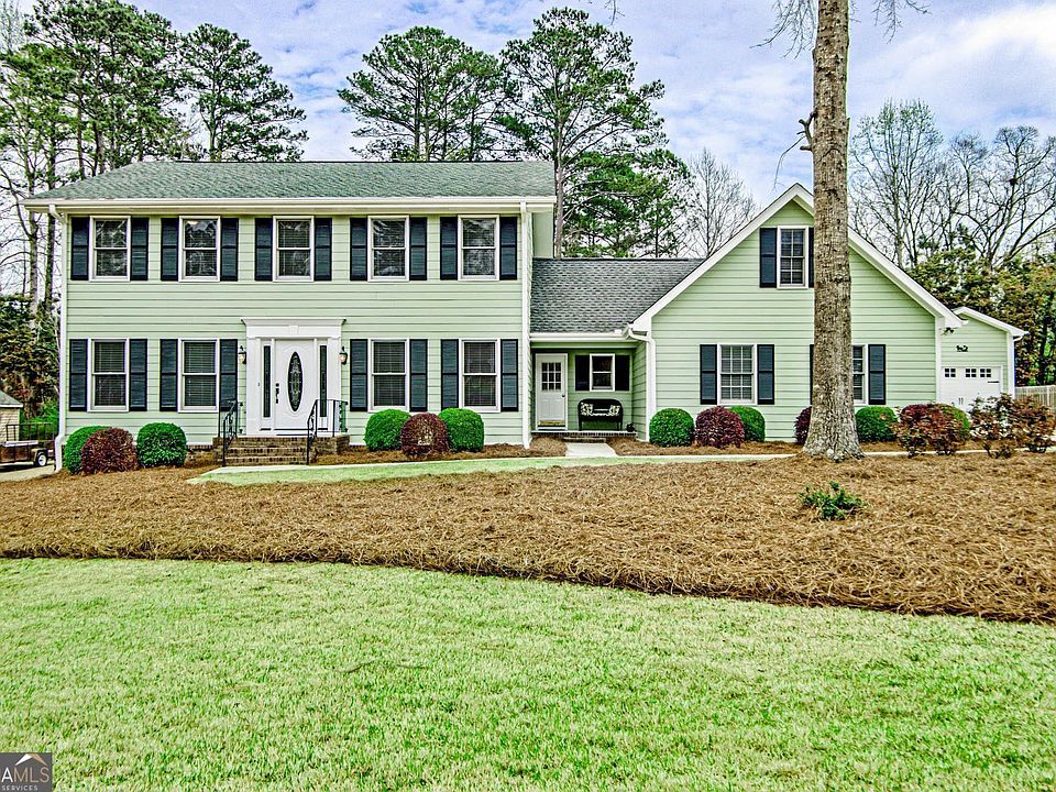 1st image of 3672 Sweet Briar Ln SE