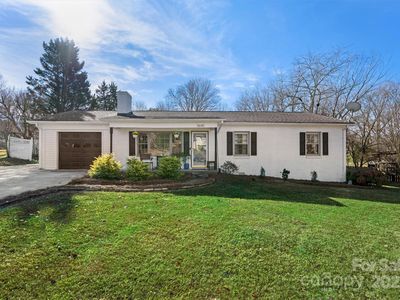 5645 Sandhurst Rd, Hickory, NC, 28602