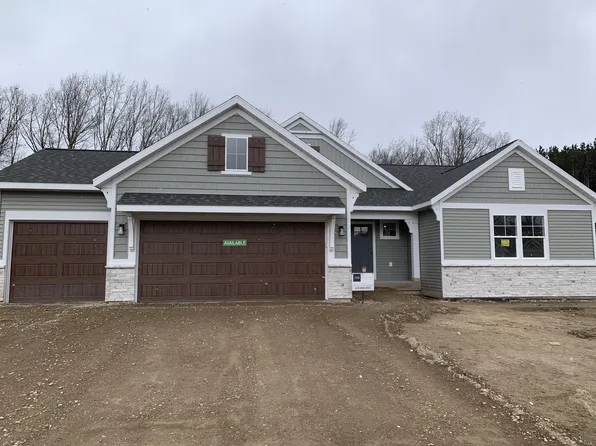11533 Old Gun Club Dr SE, Lowell, MI 49331