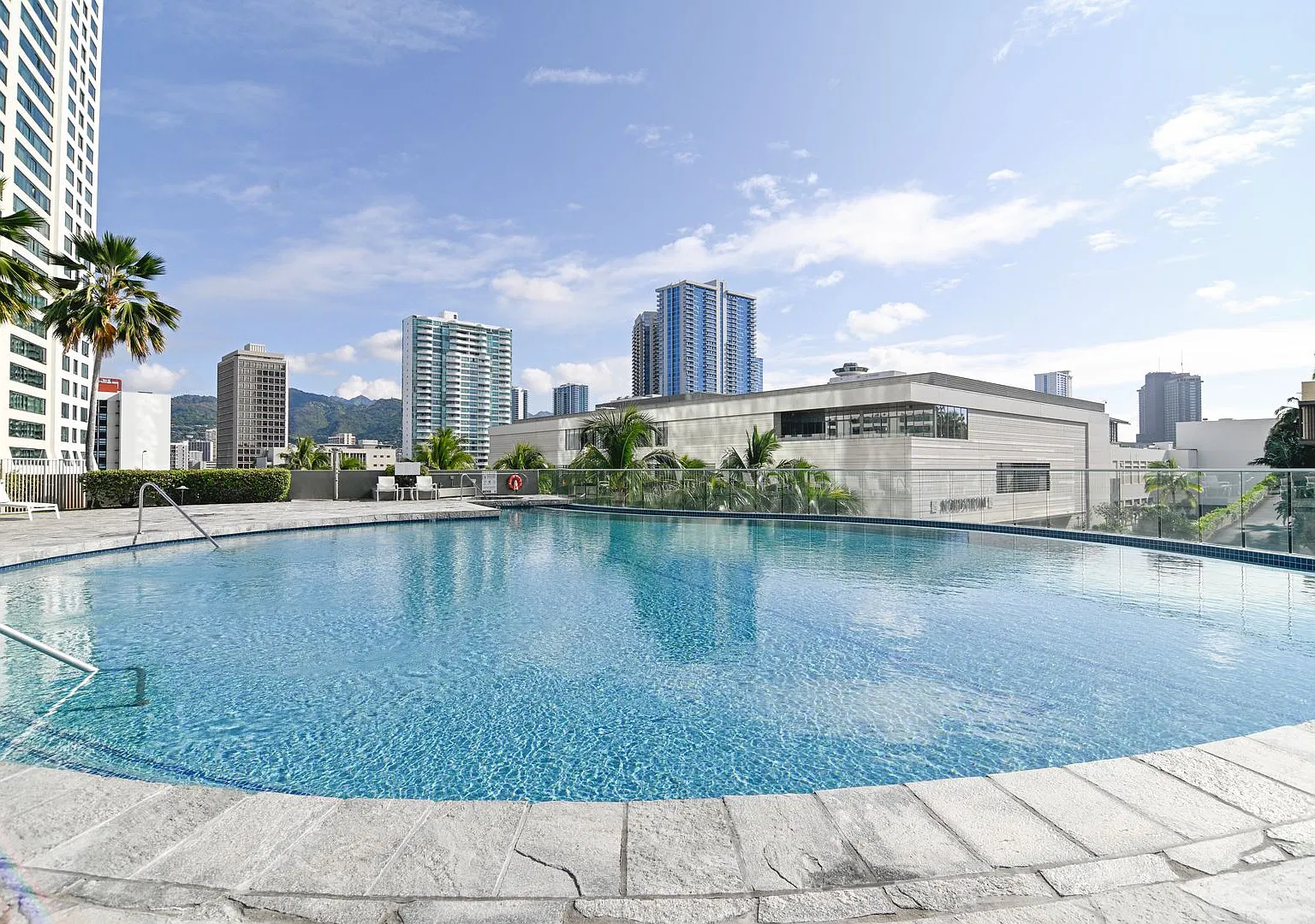 Fully Furnished And Spacious 2 Bedroom 2 Bath - Ocean View! — Photo 1