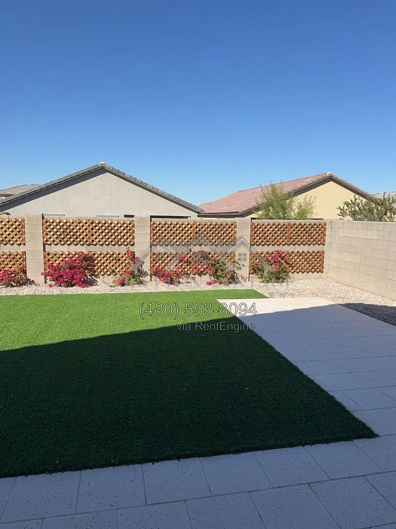 4 bed, 3.0 bath, 1913 sqft, $2,295 — Photo 4