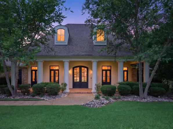 2910 Long Lake Dr, Shreveport, LA 71106