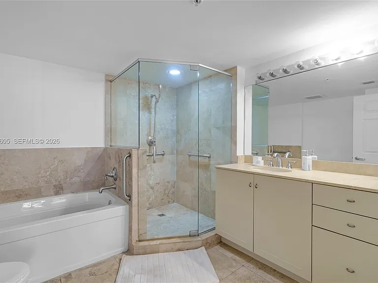 3232 SW 22nd Ter #804 — Photo 24