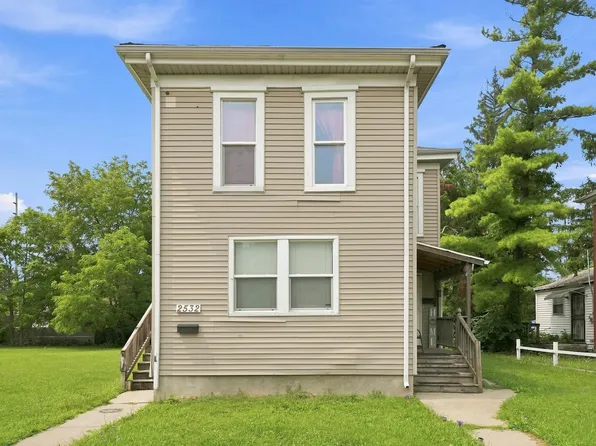 2532 S Hanna St, Fort Wayne, IN 46803