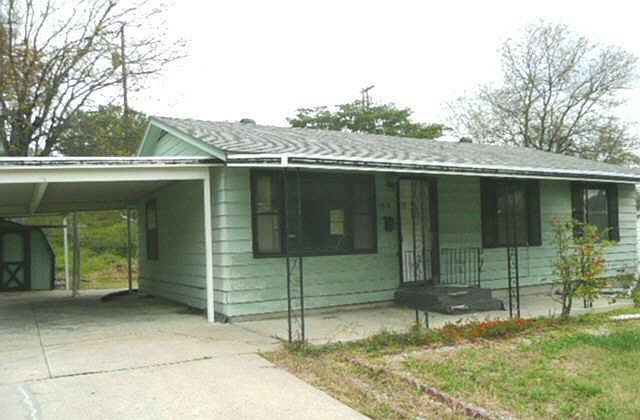 1st image of 3919 Lawn Ave
