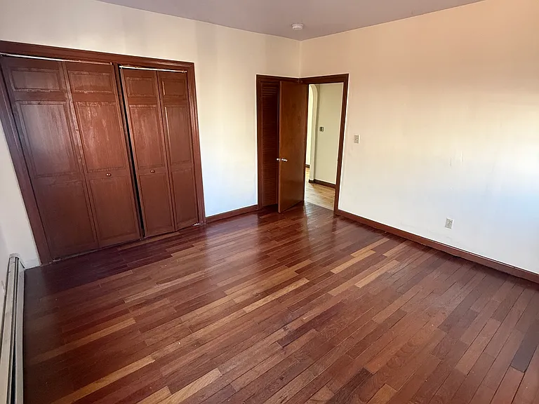 569 Main St #3 — Photo 6