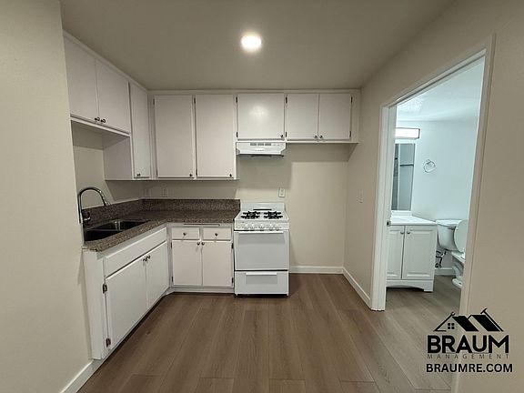 5th image of 5245 Riverton Ave APT 103
