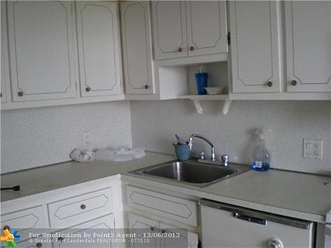 1st image of 3100 N Palm Aire Dr APT 804