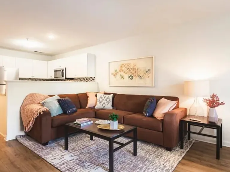 1909 Sunchase Dr #K4 — Photo 3