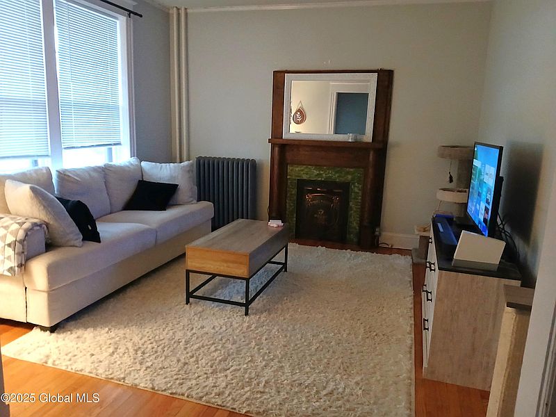 3rd image of 38 Raymo Street