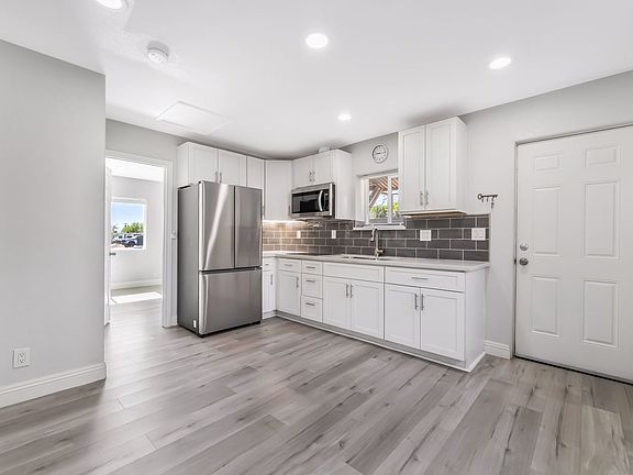 5th image of 5149 Poncho Cir #1