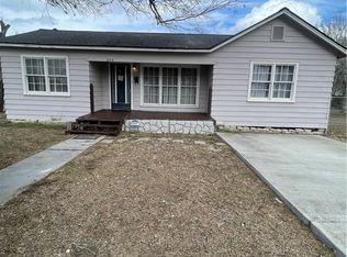 429 W 5th St, Alice, TX 78332