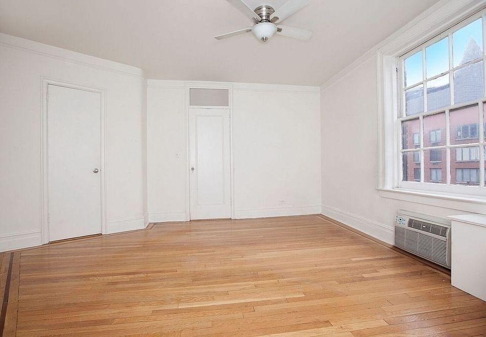 2nd image of 12 Perry St APT 3A