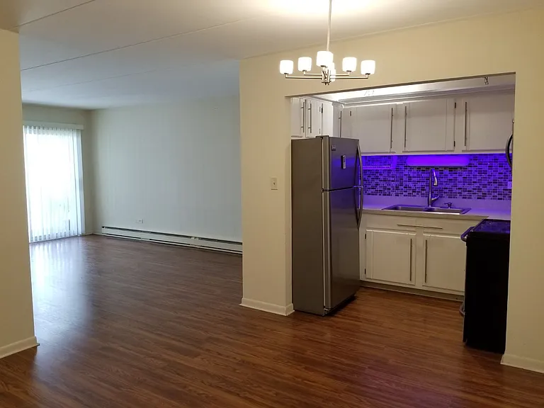 7443 Washington St #504 — Photo 9