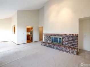 1006 S 312th St APT 233, Federal Way, WA 98003