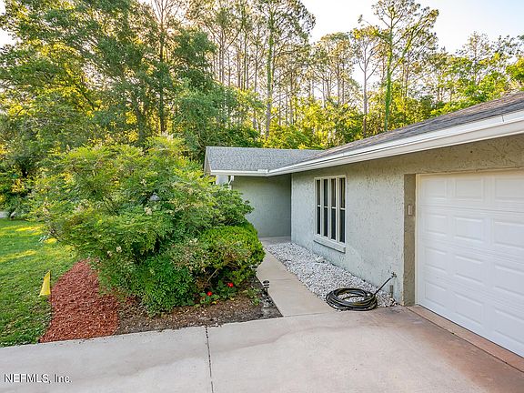 3rd image of 6020 Royal Estates Pl