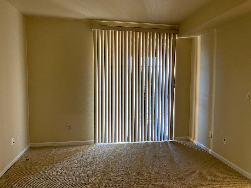 2nd image of 20500 Town Center Ln Unit 275