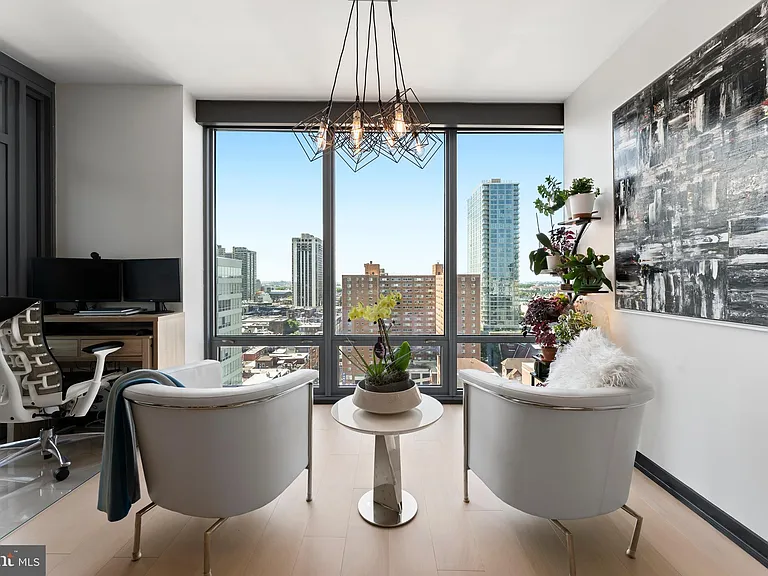 2101 Market St #1505 — Photo 3