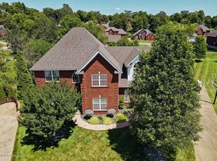 9306 Grandstand Ct, Louisville, KY